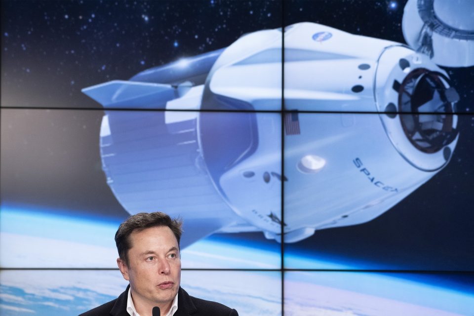 SpaceX Announces Partnership To Send Four Tourists Into Deep Orbit