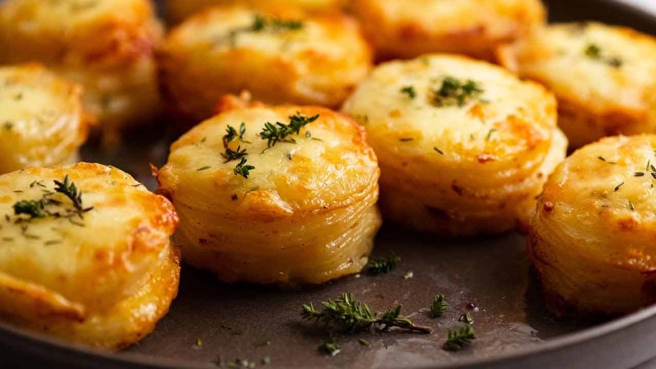 Cheesy Mini Potato Gratin Stacks (Muffin Tin)